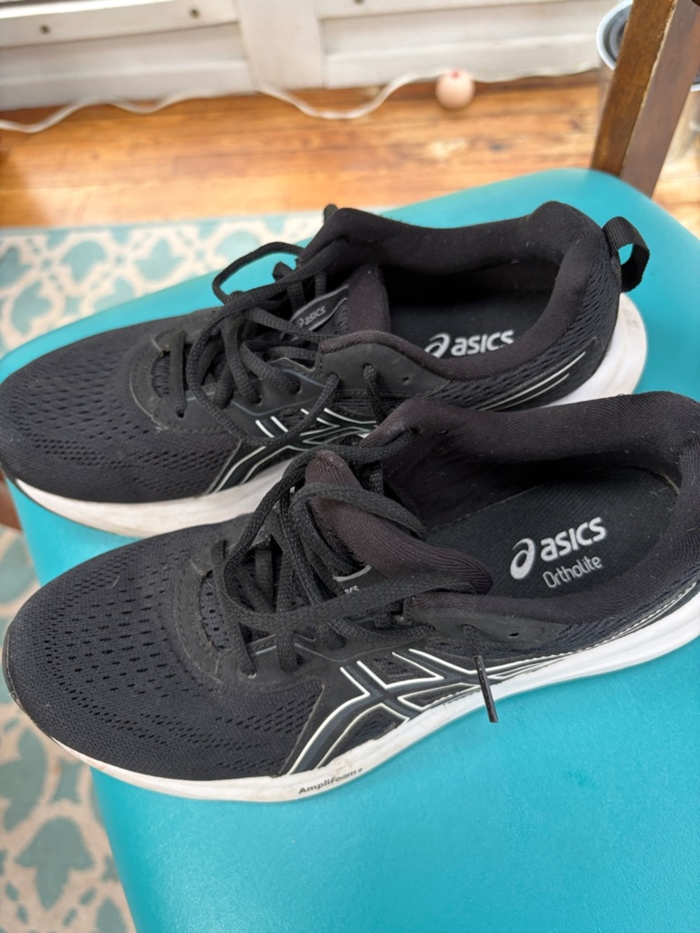 Asics Black and White Running Shoes size 9